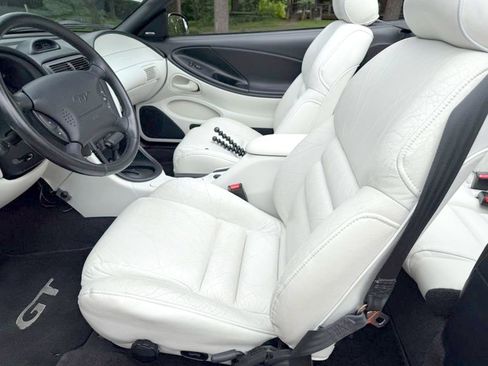 Used 1996 Ford Mustang GT RWD image 18
