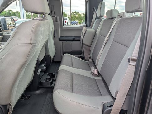 Used 2015 Ford F150 XL w/ Equipment Group 101A Mid AWD/4WD image 19