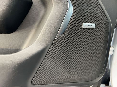 Used 2023 GMC Yukon SLT image 20