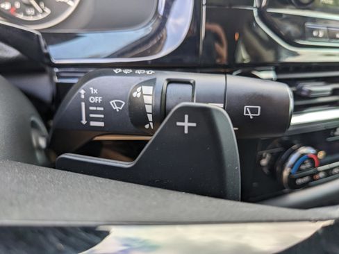 Used 2024 Nissan Pathfinder SL w/ Black Appearance Package image 33