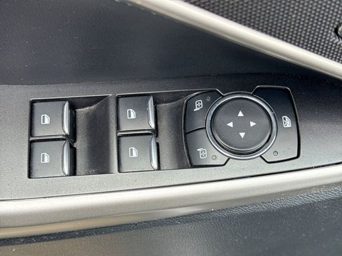 Certified 2023 Ford Explorer XLT AWD/4WD image 19