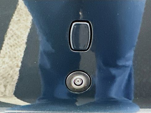 Used 2023 Genesis G70 2.0T w/ Sport Prestige Package image 31