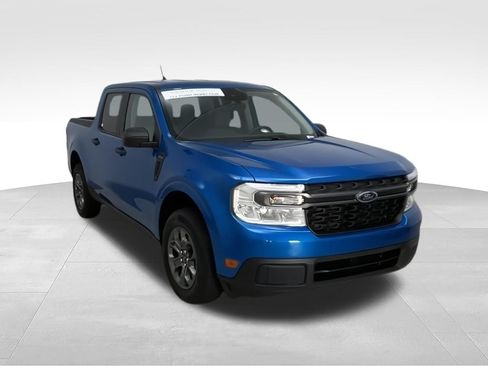 Used 2022 Ford Maverick XLT FWD image 3