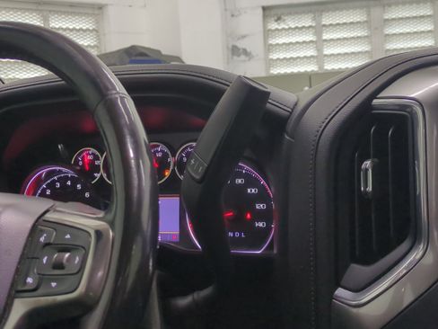 Used 2021 Chevrolet Silverado 1500 LTZ w/ LTZ Premium Package image 19