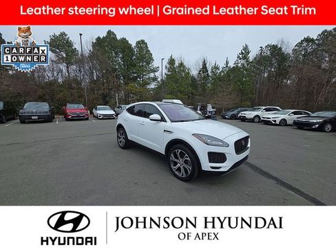 Used 2020 Jaguar E-PACE SE image 13