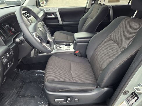 Used 2022 Toyota 4Runner Trail Special Edition AWD/4WD image 14