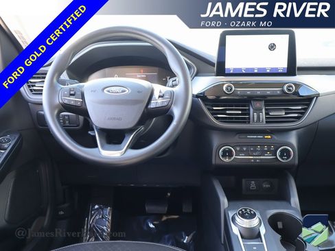 Certified 2025 Ford Escape Active image 18