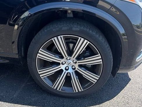 Used 2023 Volvo XC90 B6 Ultimate w/ Protection Package Premier AWD/4WD image 4