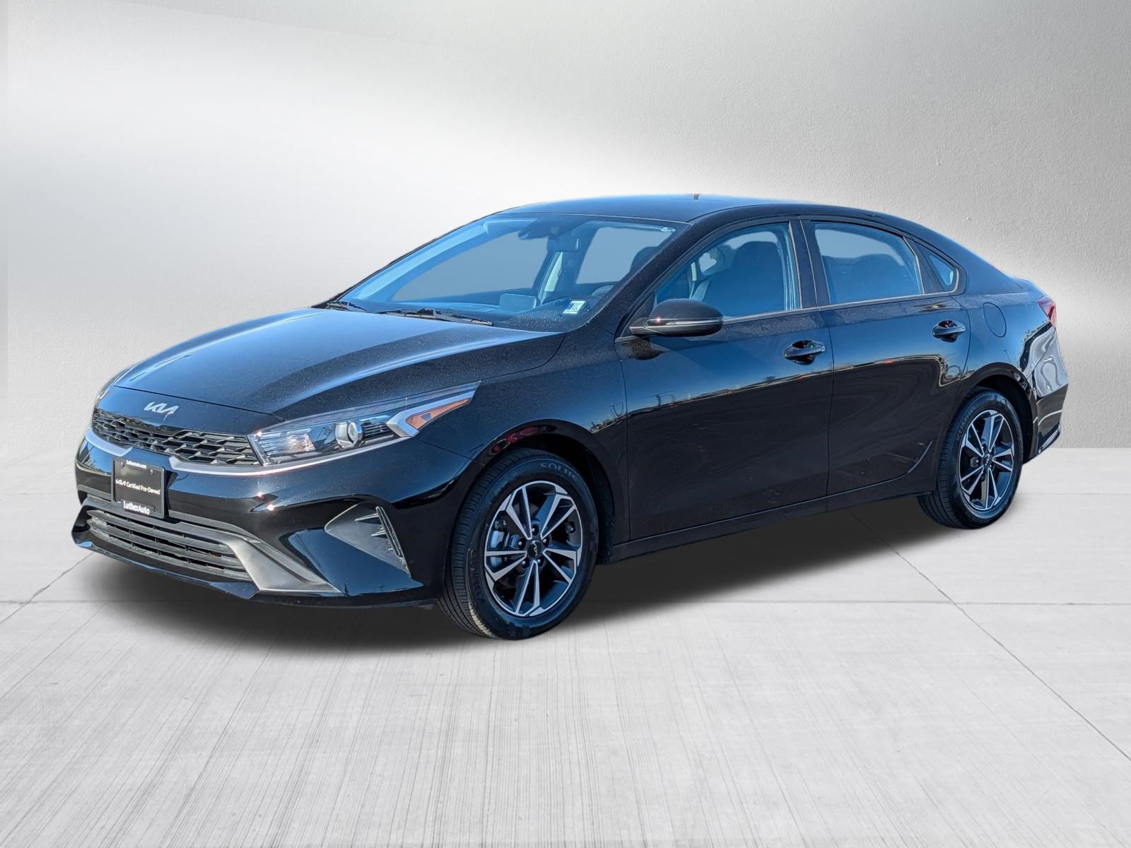 Certified 2024 Kia Forte LXS w/ LXS Technology Package FWD image 3