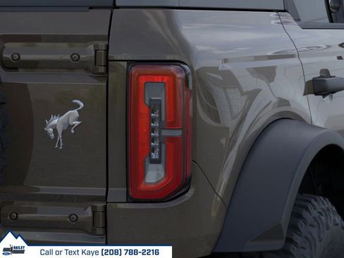 New 2025 Ford Bronco Badlands w/ Sasquatch Package image 55