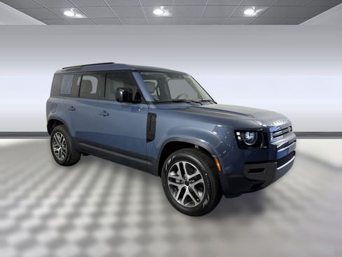 Used 2026 Land Rover Defender 110 S AWD/4WD image 7