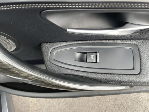 Used 2018 BMW 340i xDrive image 11