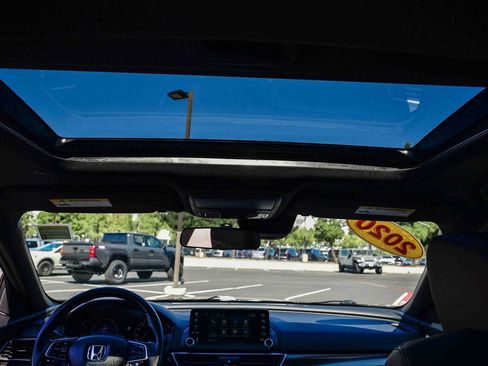 Used 2020 Honda Accord Sport image 20