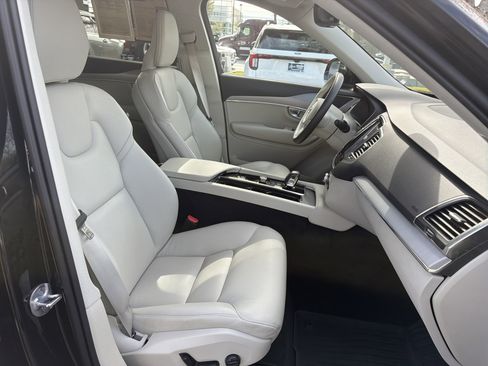 Certified 2024 Volvo XC90 B5 Core w/ Climate Package image 35