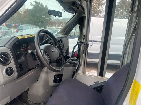 Used 2014 Ford E-450 and Econoline 450 Super Duty w/ Shuttle Bus Prep Package image 7