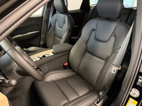 New 2026 Volvo XC60 T8 Ultra w/ Protection Package Premier image 15