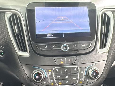 Used 2024 Chevrolet Malibu LT image 23