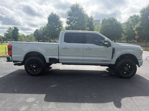 Used 2026 Ford F350 Platinum w/ Platinum Plus Package AWD/4WD image 10