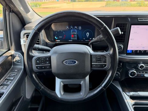 Used 2024 Ford F350 Lariat w/ Lariat Ultimate Package AWD/4WD image 27