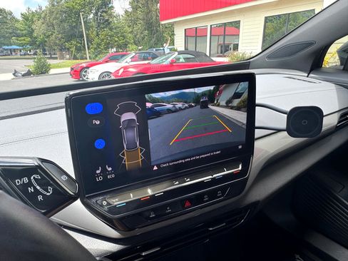 Used 2024 Volkswagen ID.4 S image 21