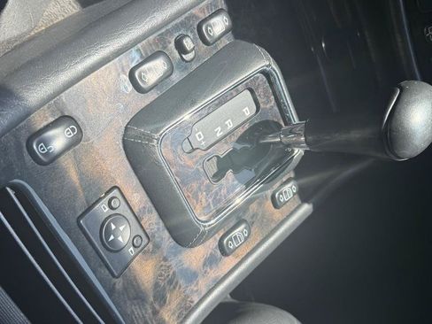 Used 2004 Mercedes-Benz ML 350 4MATIC w/ Sunroof Pkg image 25