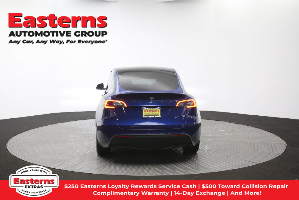 Used 2021 Tesla Model Y Long Range AWD/4WD image 35