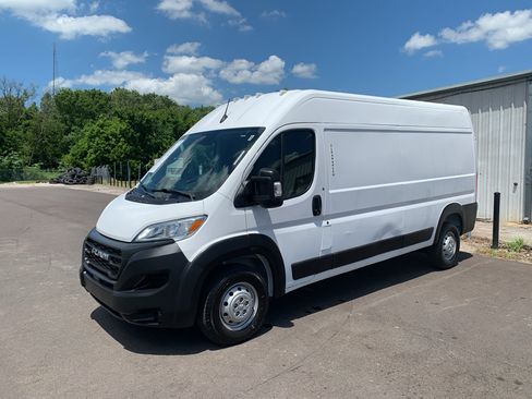 Used 2023 RAM ProMaster 2500 FWD image 7