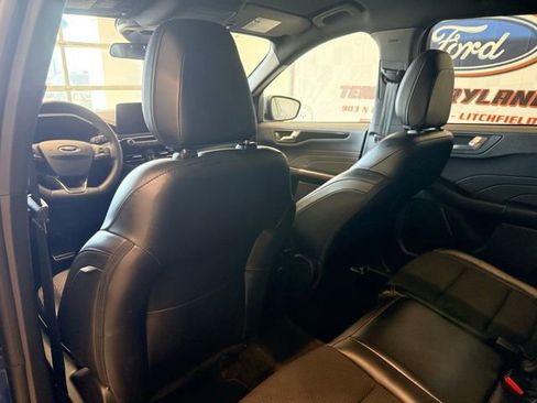 Used 2023 Ford Escape ST-Line image 19