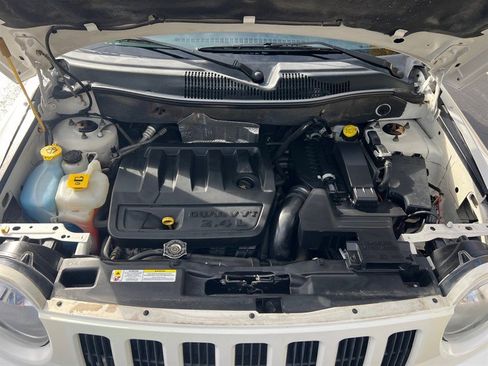 Used 2007 Jeep Compass Limited w/ Driver Convenience Group image 26