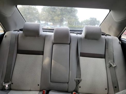 Used 2014 Toyota Camry LE FWD image 14