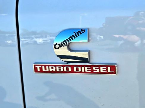 Certified 2025 RAM 2500 Laramie image 31