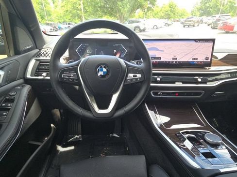 Used 2024 BMW X5 xDrive40i w/ Premium Package AWD/4WD image 15