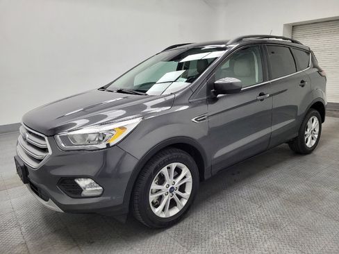 Used 2018 Ford Escape SEL w/ Ford Safe & Smart Package image 2
