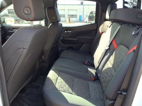 Used 2024 Chevrolet Colorado Z71 w/ Z71 Convenience Package 2 image 25