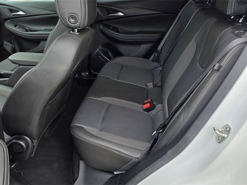 Used 2025 Buick Encore GX Preferred image 16