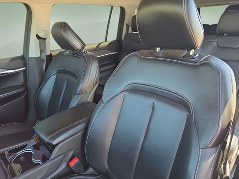 Used 2021 Jeep Grand Cherokee L Limited image 12