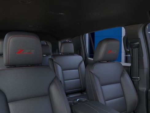 New 2026 Chevrolet Traverse Z71 image 25