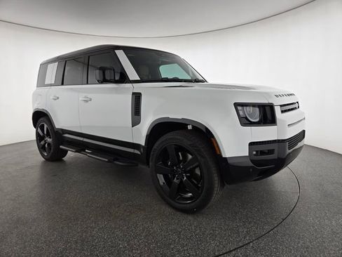 New 2026 Land Rover Defender 110 V8 AWD/4WD image 15