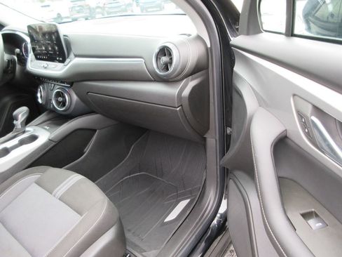 Used 2023 Chevrolet Blazer LT w/ Convenience Package image 18