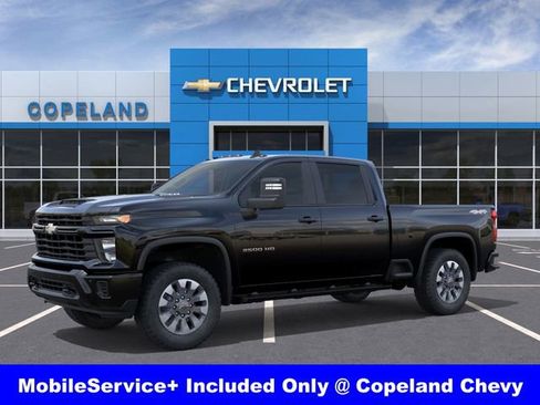 New 2026 Chevrolet Silverado 2500 Custom image 2