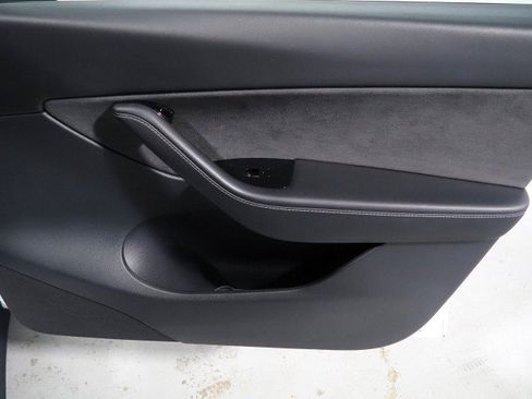 Used 2020 Tesla Model Y Long Range AWD/4WD image 58