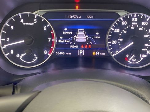 Used 2024 Nissan Sentra SV FWD image 39