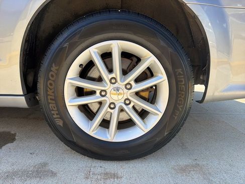 Used 2019 Dodge Grand Caravan SXT w/ Rear Park Assist Package FWD image 8