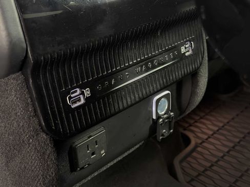 Used 2024 Jeep Grand Wagoneer L Series III w/ Rear Seat Video Group 1 AWD/4WD image 25