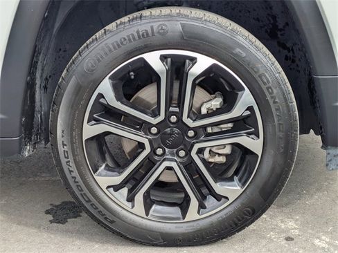 Used 2022 Jeep Compass Limited image 11