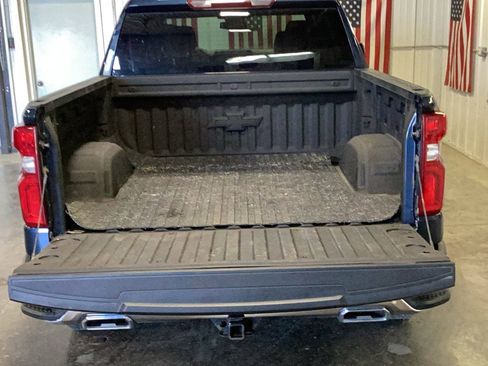 Used 2023 Chevrolet Silverado 1500 LTZ AWD/4WD image 7
