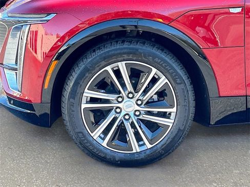 New 2026 Cadillac Lyriq Luxury image 30