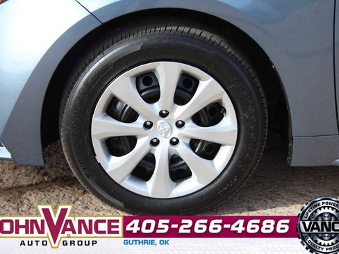 Used 2026 Toyota Corolla LE image 12