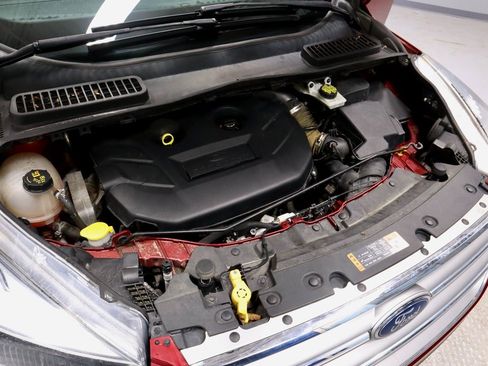 Certified 2017 Ford Escape SE image 16