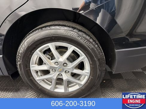 Used 2024 Chevrolet Equinox LS w/ LS Convenience Package image 12